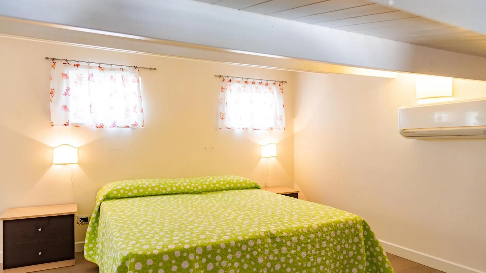 アパート Donnalucata Suite Mansarda